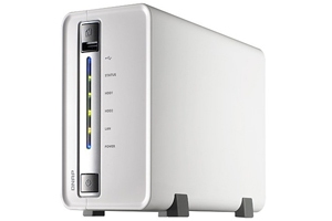 QNAP TS-210
